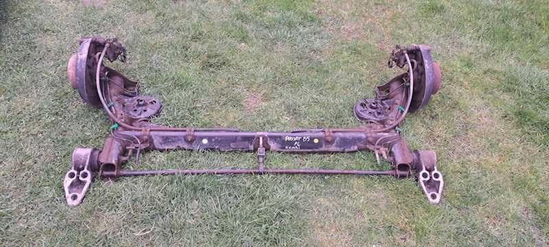 Belka tylna oś tył VW Passat B5 Lift kombi