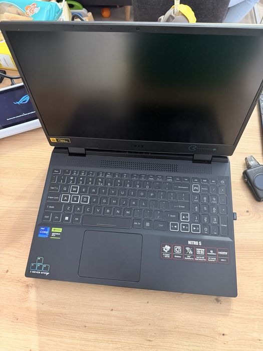 Acer Nitro 5 intel i7-12650h RTX4060 !