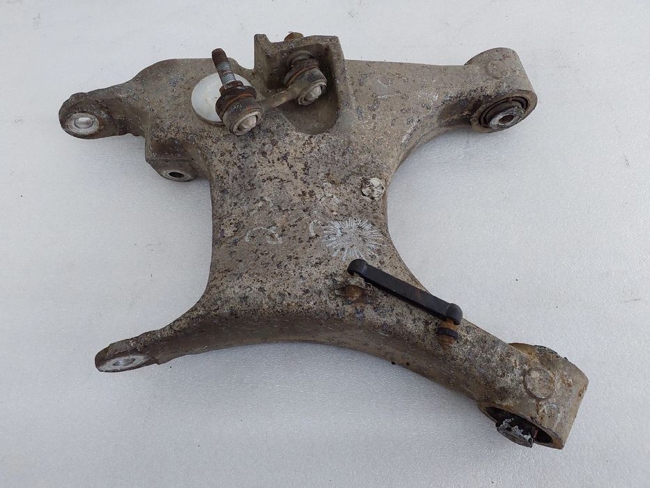 Braço de suspensão trás direito BMW X5 (E53)