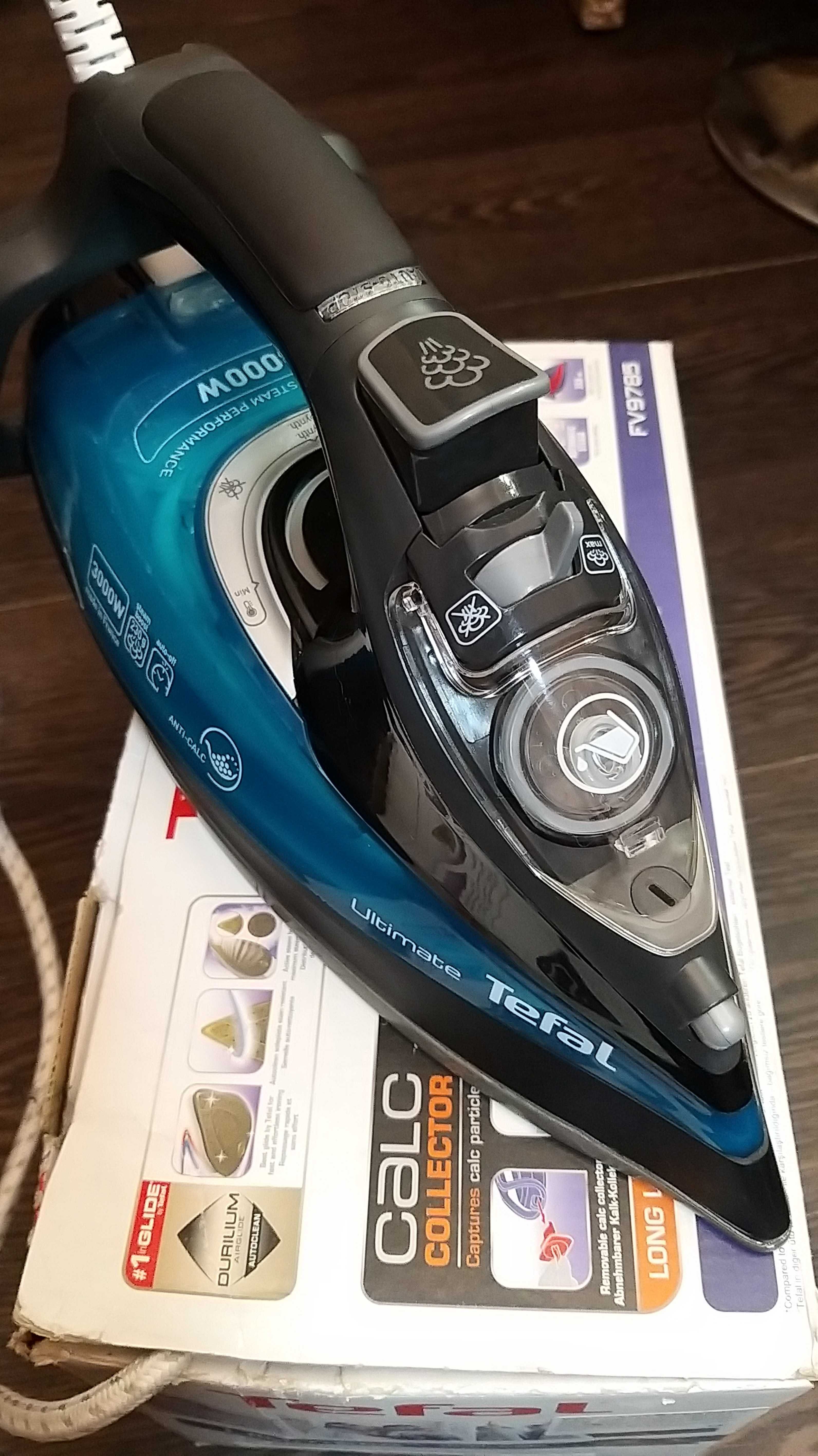 Продам новый крутой утюг Tefal FV9785