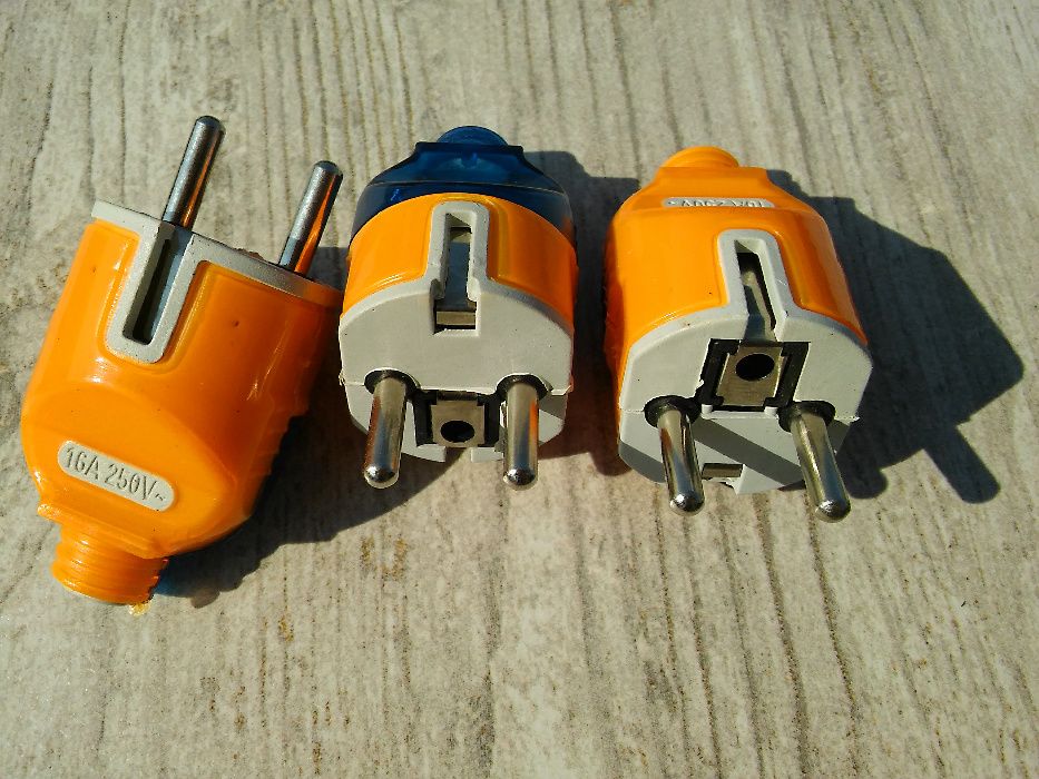 Wtyczka 16A, 250V / NOWA 3szt.