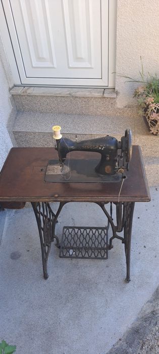 Máquina Antiga SINGER