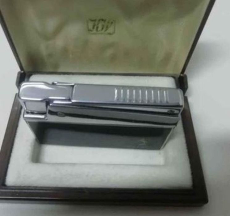 Isqueiro antigo de coleção