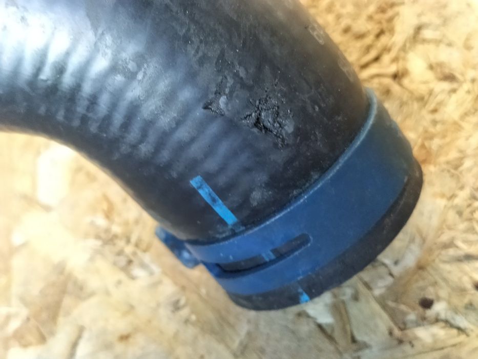 VW Golf 4 IV 1997-2006 1.9 TDI Leon A3 патрубок интеркулера 1J0145828E