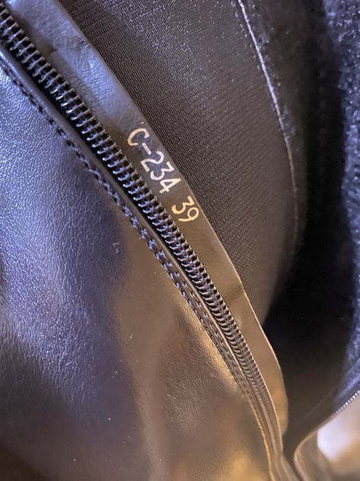 Buty z chabrową podeszwą nowe wysokie kozaki z niebieską podeszwą