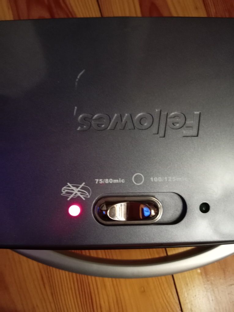 Ламінатор Fellowes saturn a4 CRC 57014