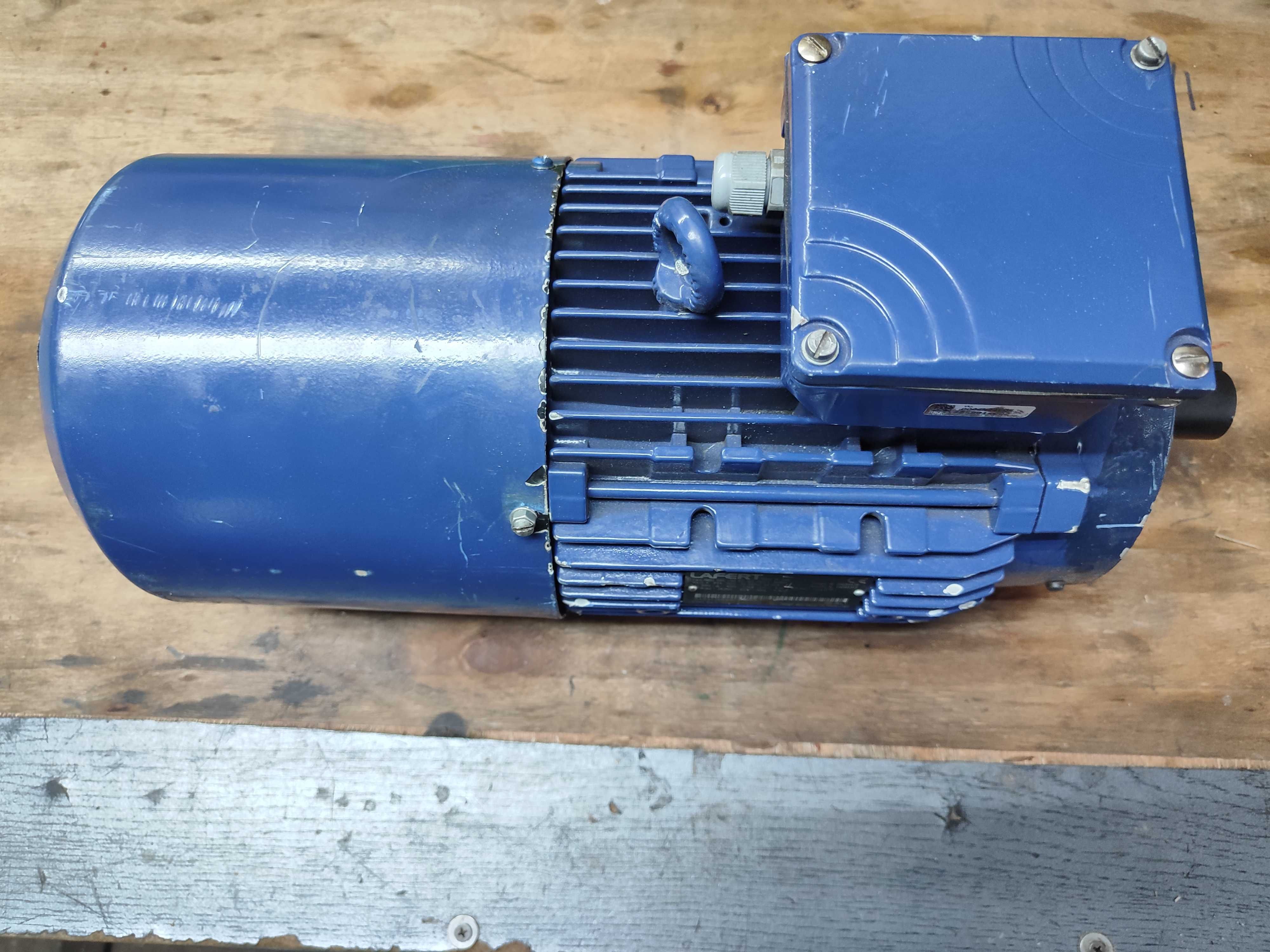 Silnik 1,5kw 875 obrotów