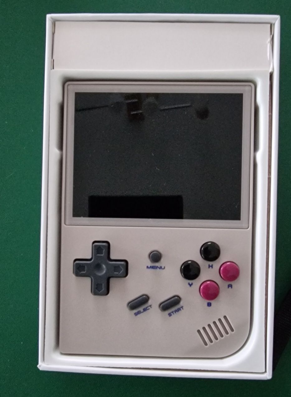 Konsola Anbernic RG35xx 64gb pokrowiec