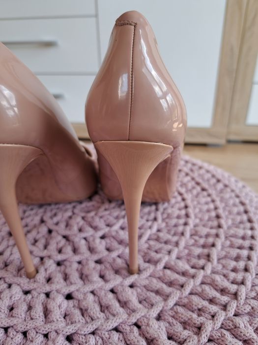Buty Szpilki Czółenka Aldo r. 38
