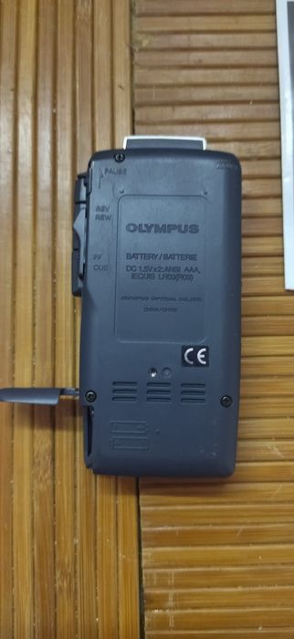 Диктофон Olympus J300