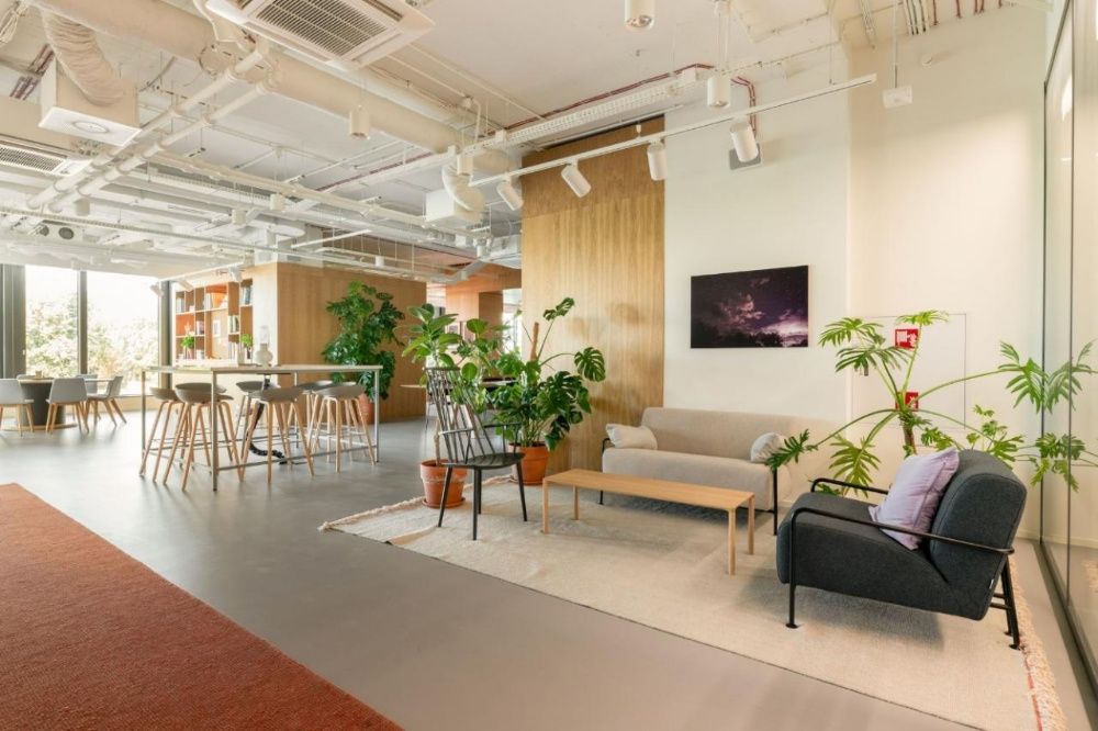 Wynajem biura w Warszawie:Znajdź powierzchnię biurową w Marszałkowska