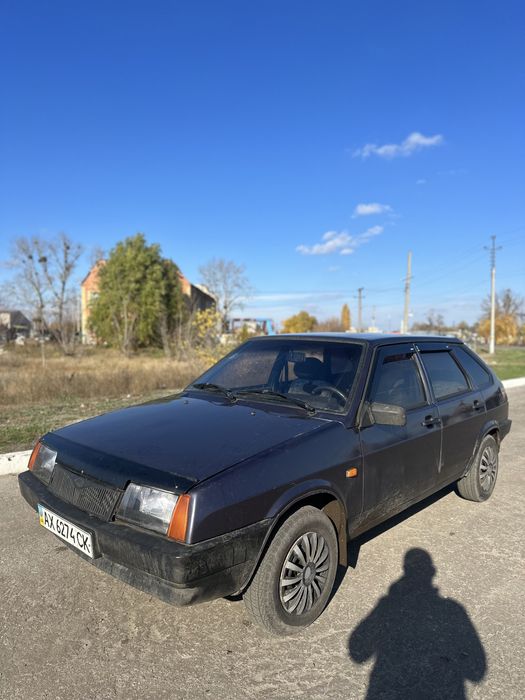 Автомобіль Ваз 2109