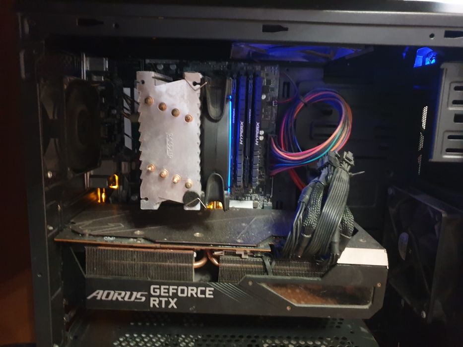 ПК на материнскій платі ASUS