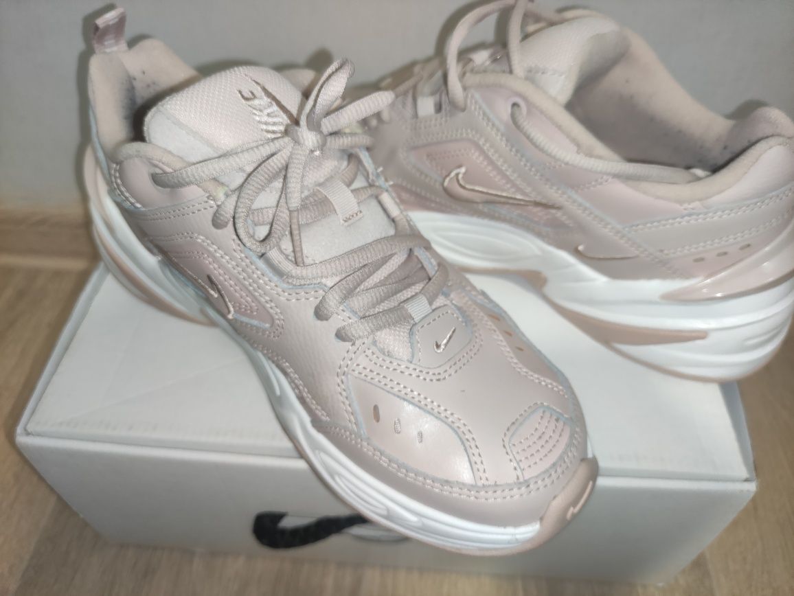 Кроссовки Nike m2k tekno женские размер 39