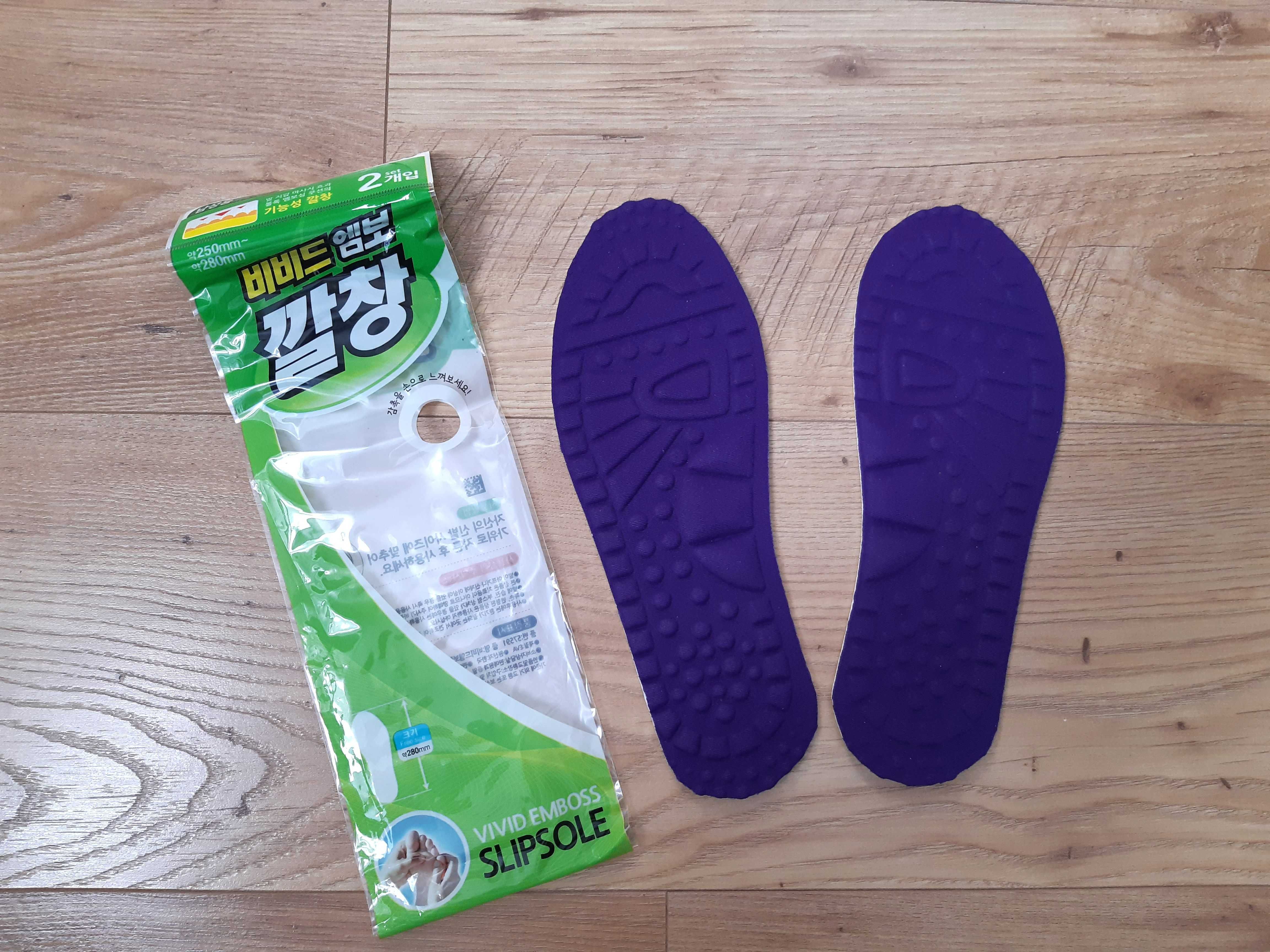 Koreańskie masujące wkładki do butów Daiso, rozmiar uniwersalny