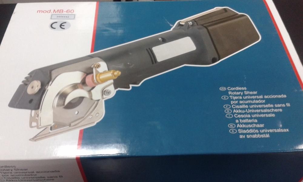 Tesoura de corte de tecidos, circular, bateria - NOVA