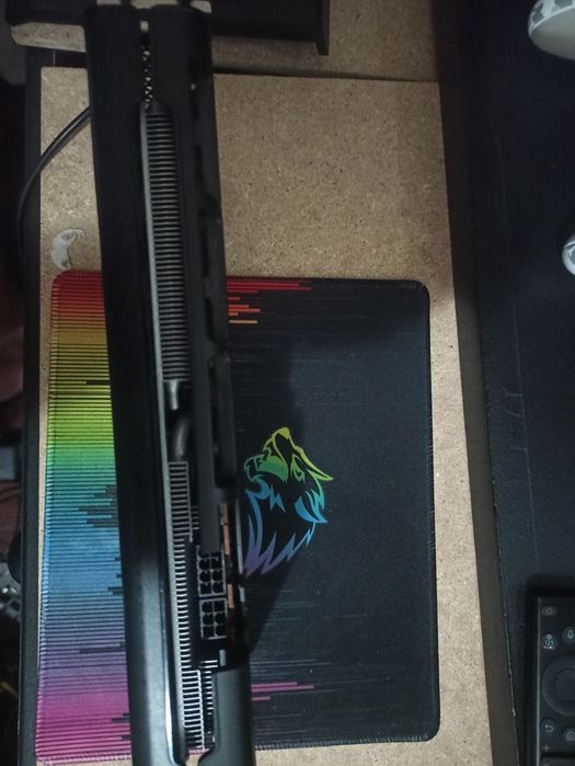 XFX 5700XT 8GB Americana64585682468097122