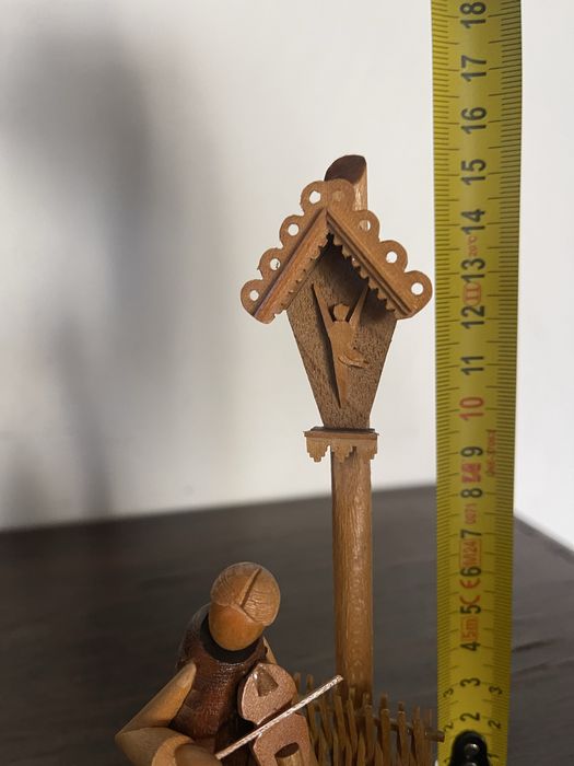 Drewniana figurka S. Sitarski i J. Fedorowicz