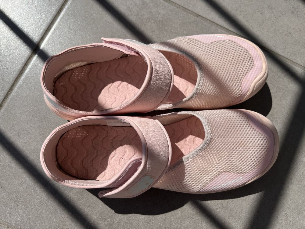Sandały New Balance dla dziewczynki, 34.5, wkładka 22.4