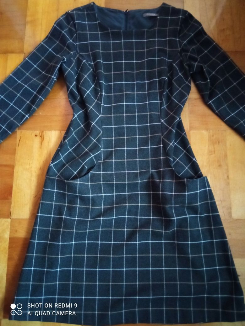 Śliczna szara sukienka w kratę Orsay rozmiar 38