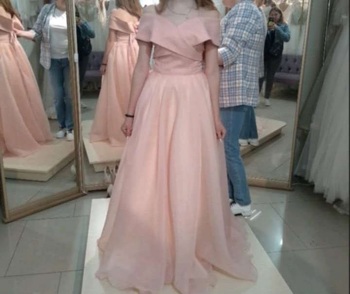 Продам вечірню сукню