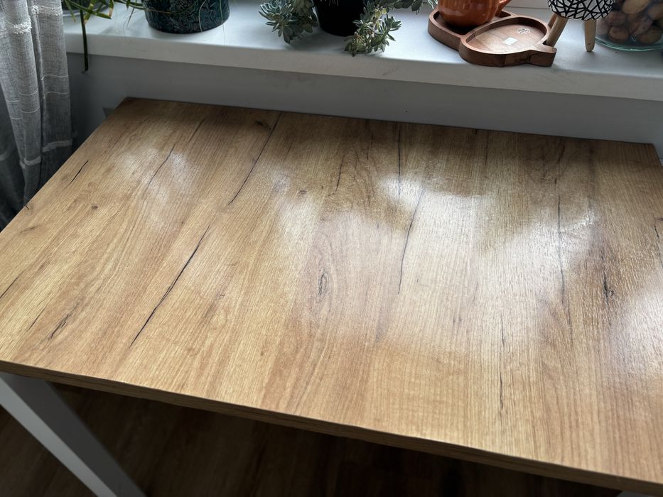 Stół do kuchni jadalni