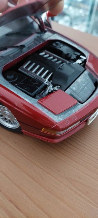 Model 1:18 Bmw 850i E31 Maisto