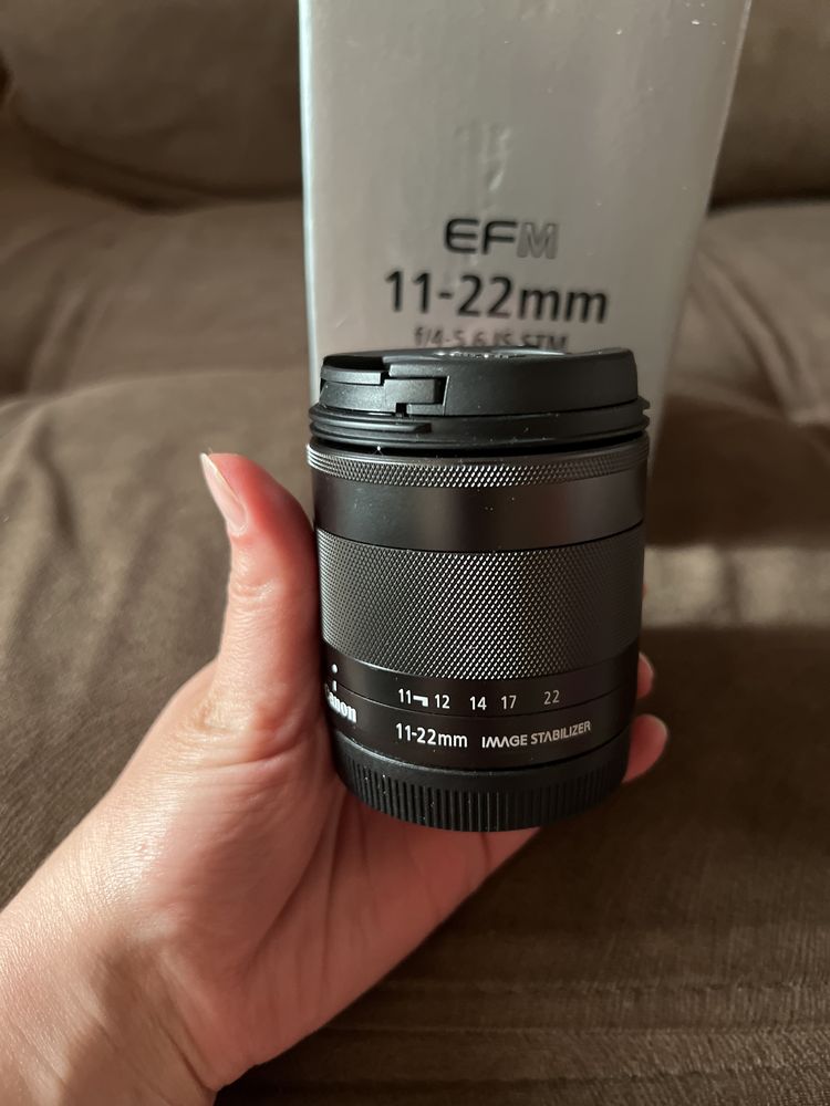 Об'єктив Canon EF-M 11-22 f/4.0-5.6 IS STM