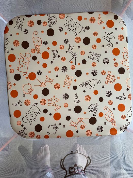 Манеж дитячий (залізний каркас)