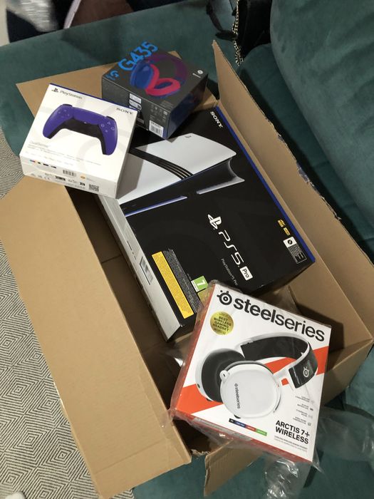 Playstation 5 Pro ( Ps5 )