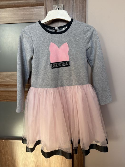 Bawelniana sukienka z tiulowa spodnica 128