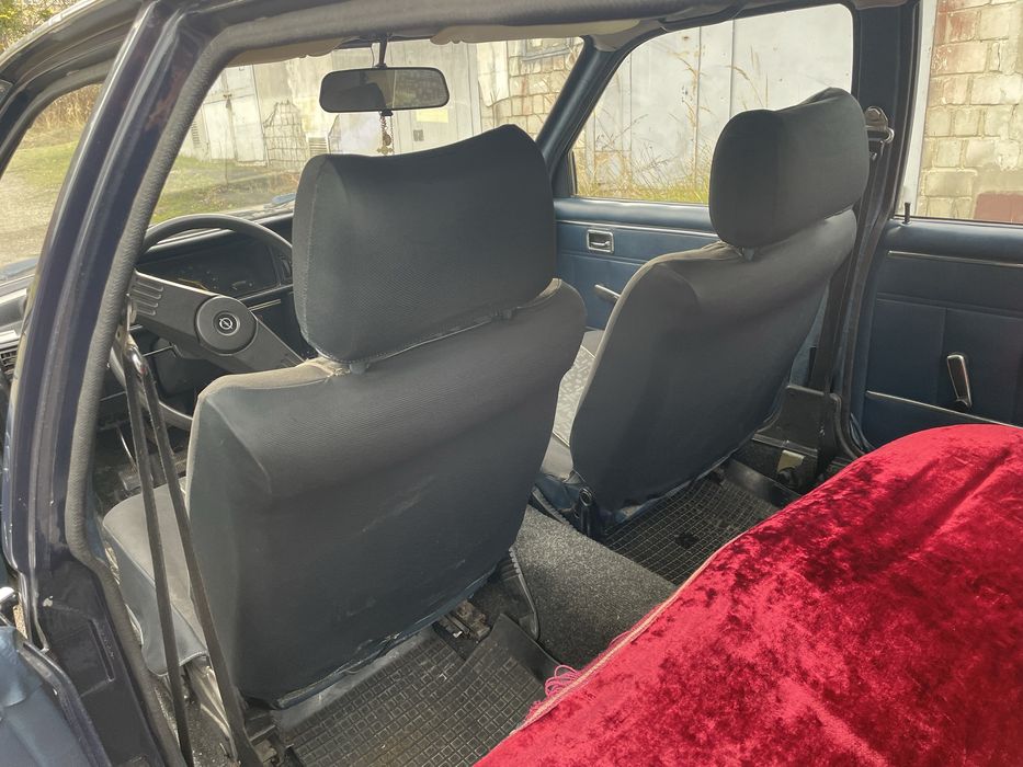 Авто Opel Record 1.9