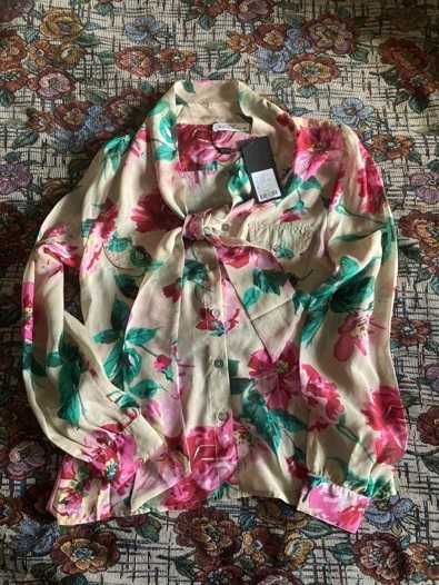 Блузка NEW, китайская, купленная в Китае за 1000 юаней