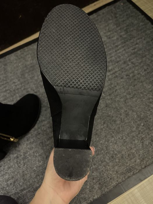 Ботинки замшовые зимние