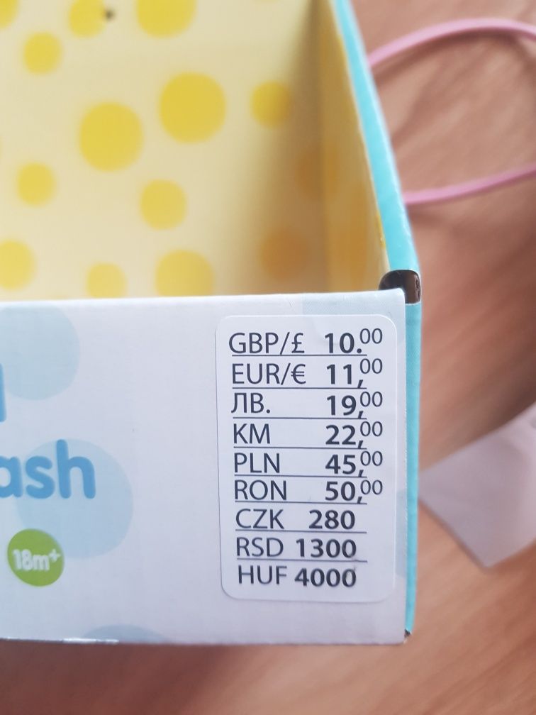 Nowy miauczacy, chodzący, merdajacy ogonem kotek marki Pepco