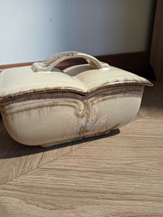 Pojemnik z pokrywką ceramiczny ozdobny