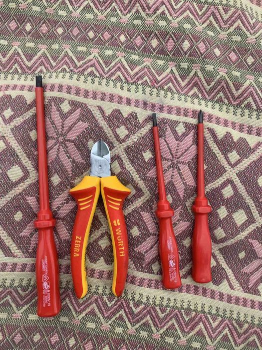 Набор викруток отверток плоскогубців Wurth вюртдіелектричні Германія