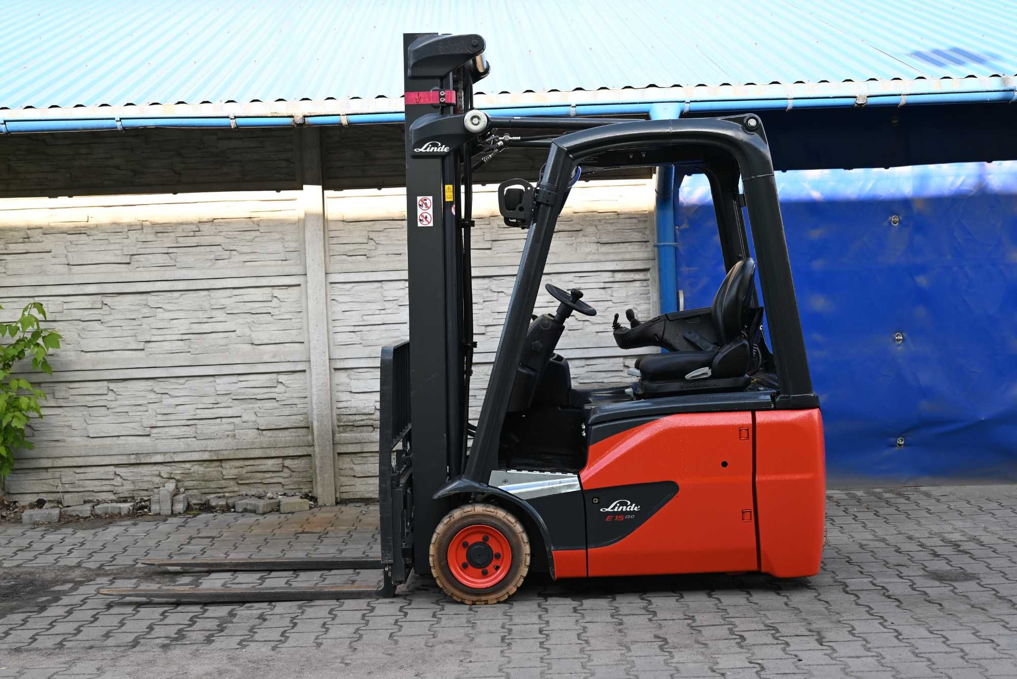 Wózek widłowy Linde E15 Triplex 540cm 4500 mth 2019 rok rok FHP 390