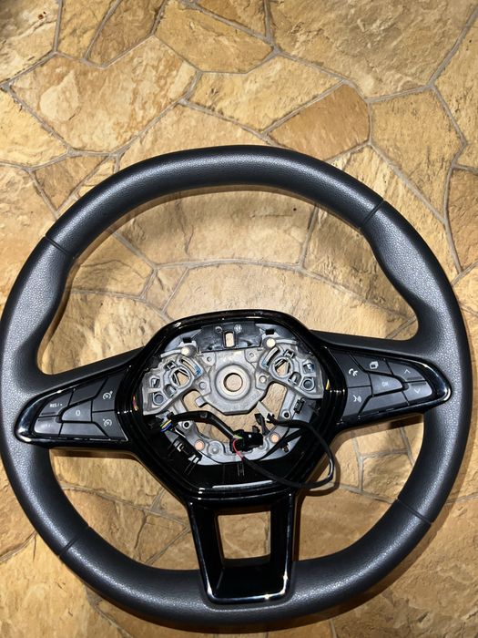 Рулі на рено трафік 4