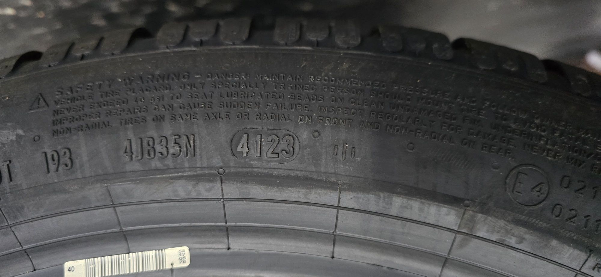 P23 2 x 245/45r18 Pirelli P Zero Winter 100V XL opony zimowe nowe