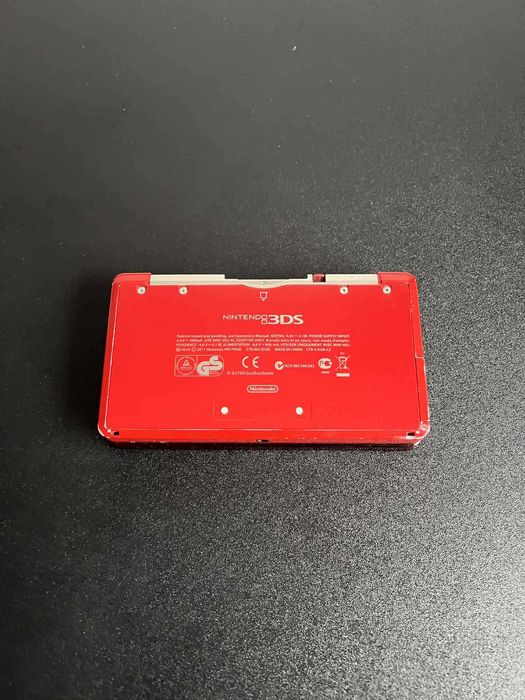 Nintendo 3DS Vermelha com 100+ Jogos