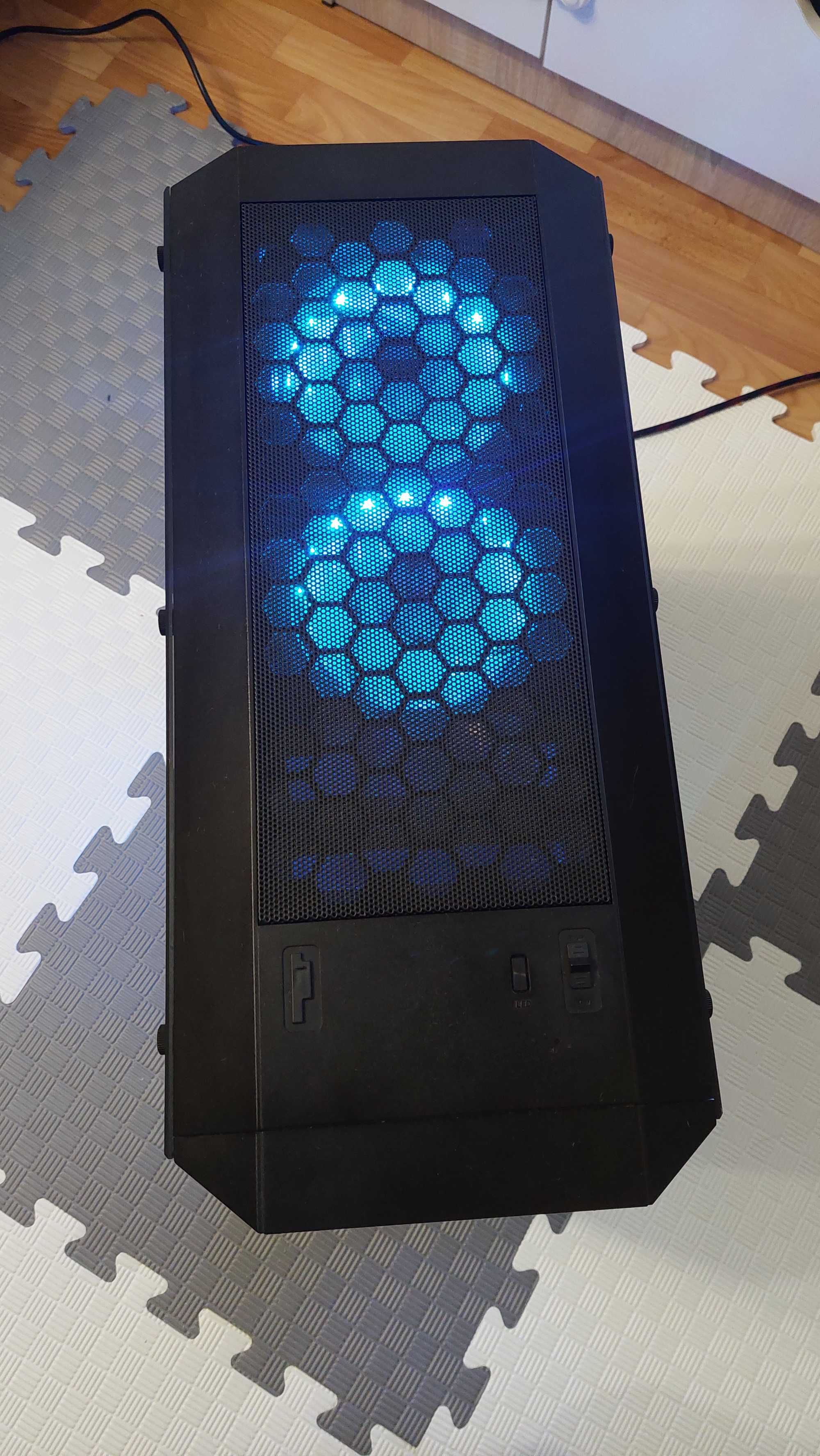 Ігровий ПК з RGB. Чудово підійде для навчання і для віддаленої роботи.