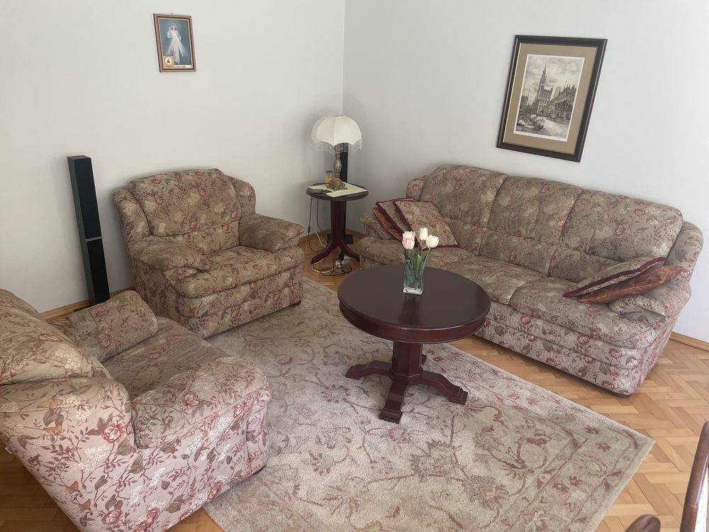 Zestaw mebli do salonu sofa + 2 fotele