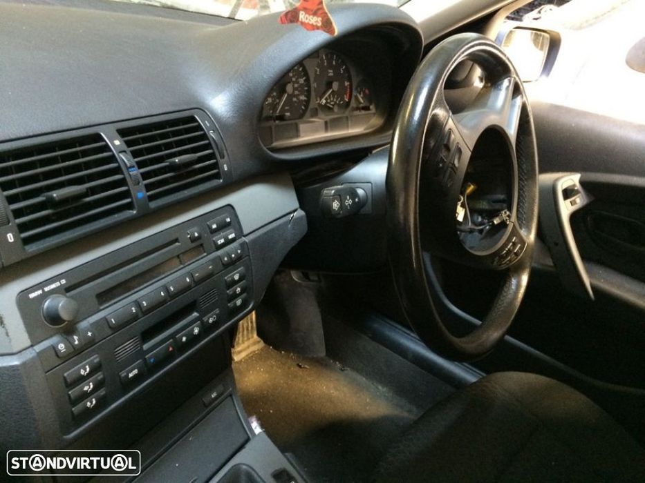 BMW 318i compact de 2003 para peças ref motor N40 B18A