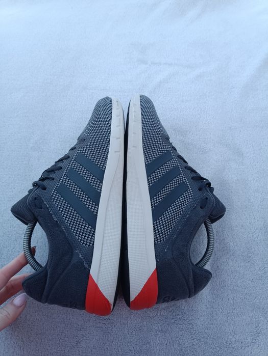 Мужские кроссовки беговые Adidas р45-45.5