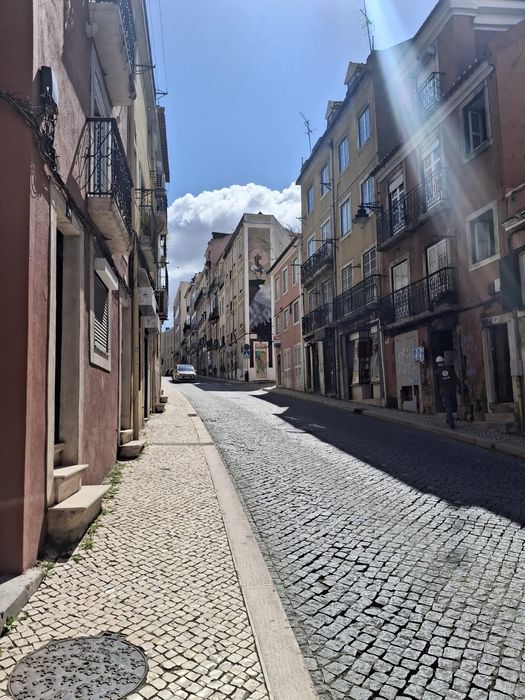 Apartamento T1 nas Janelas Verdes