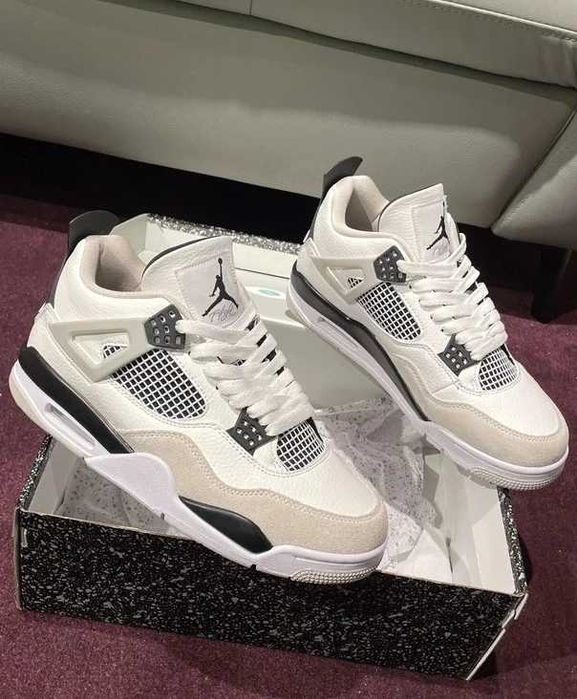 Jordan_4_Retro_Military_Black R.41