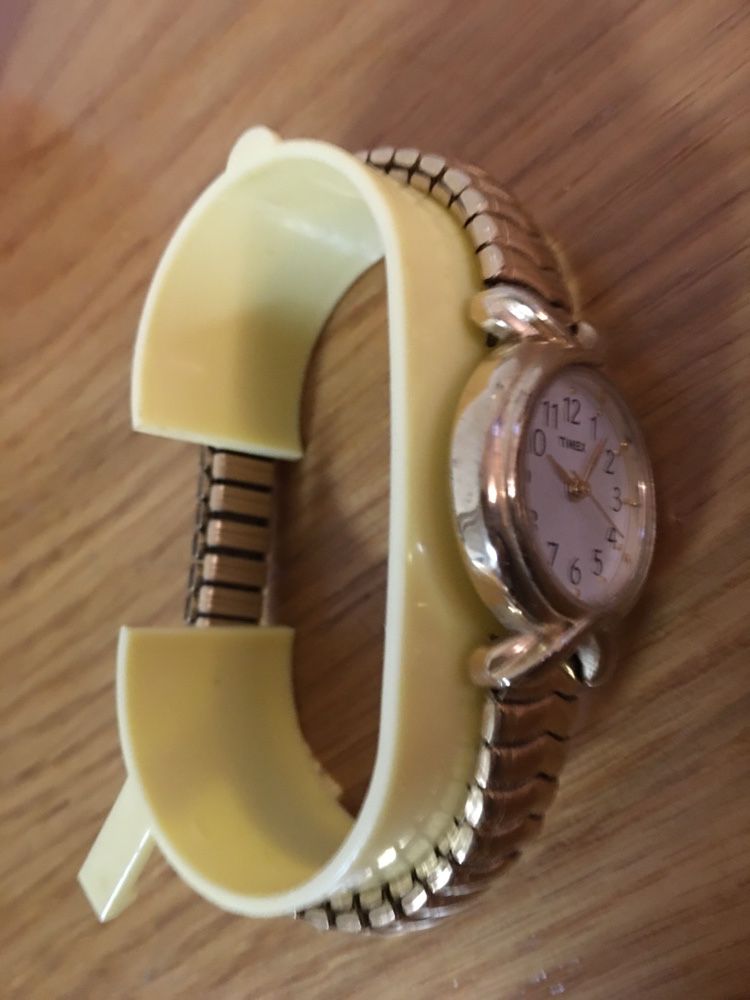 Relógio Marca Timex (Senhora)