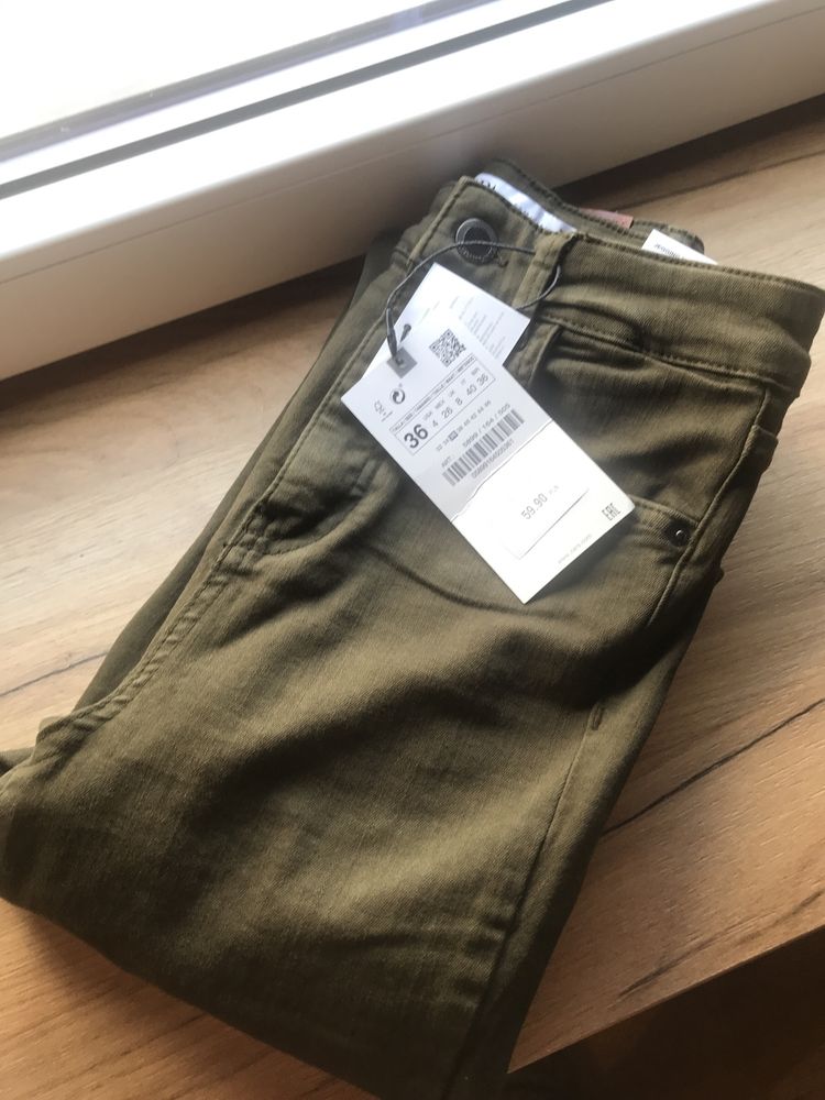 Spodnie jegginsy Zara r. 36 khaki