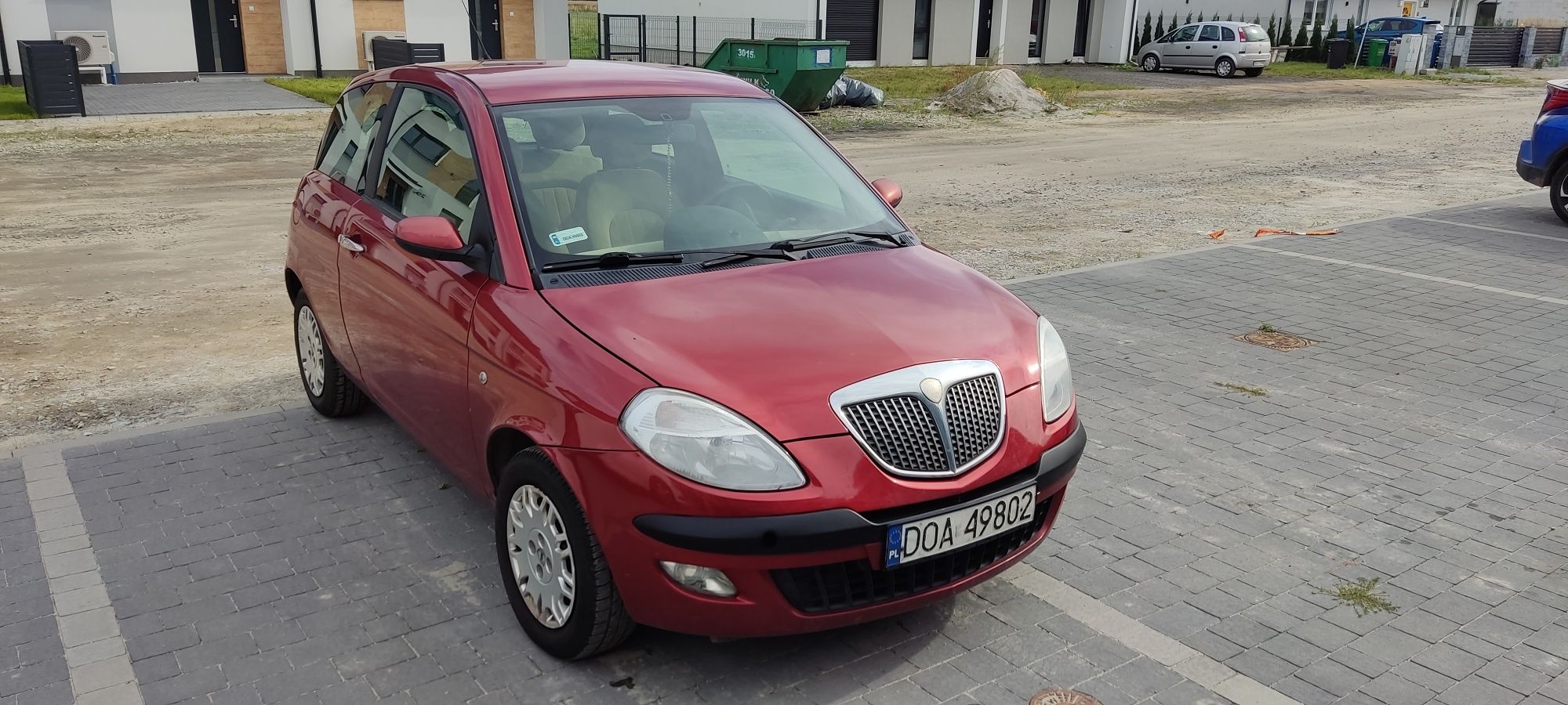 Lancia Ypsilon 2003 1.4 benzyna